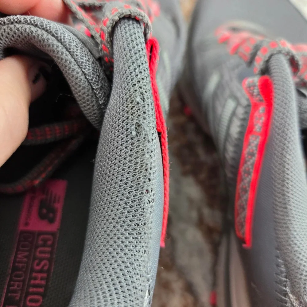 New Balance 410v6 Trail Running Shoes Womens‎ 7.5D Grey WT410SP6 All Terrain